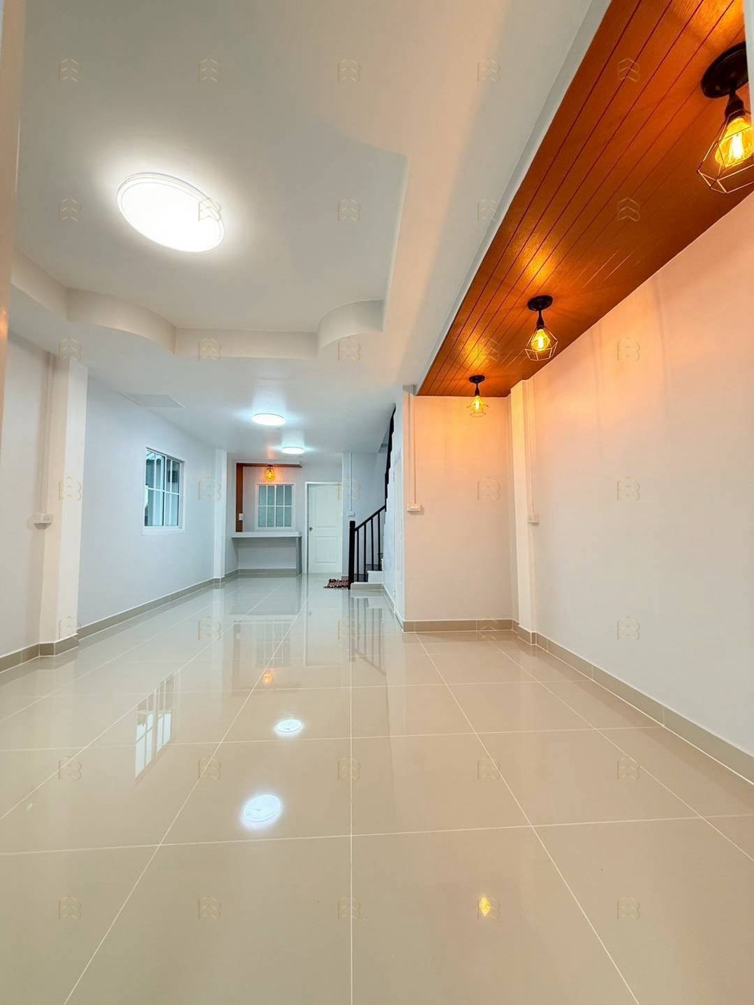 ขายทาวน์เฮาส์ 2 ชั้น หมู่บ้านนันทิชา 3/8 ทำเลบ้านกล้วย-ไทรน้อย หลังมุมพื้นที่กว้าง ตกแต่งใหม่พร้อมอยู่ - Image 9