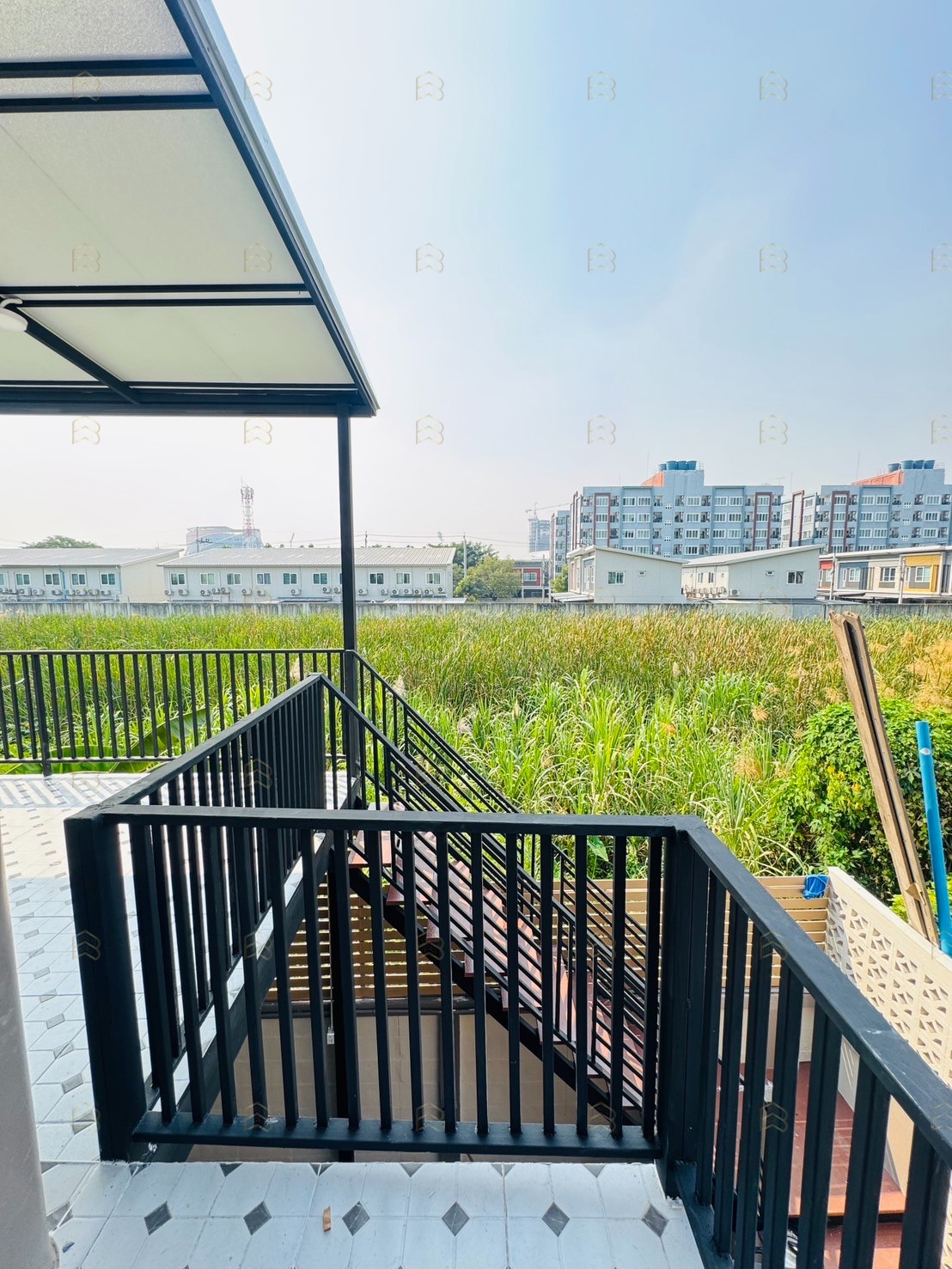 ขายทาวน์เฮ้าส์ 2 ชั้น หมู่บ้านเจ้าพระยา 9 ทำเลศักยภาพใกล้วัดสวนแก้ว หลังริมในส่วนตัวพร้อมระเบียงชมวิวด้านข้าง - Image 7