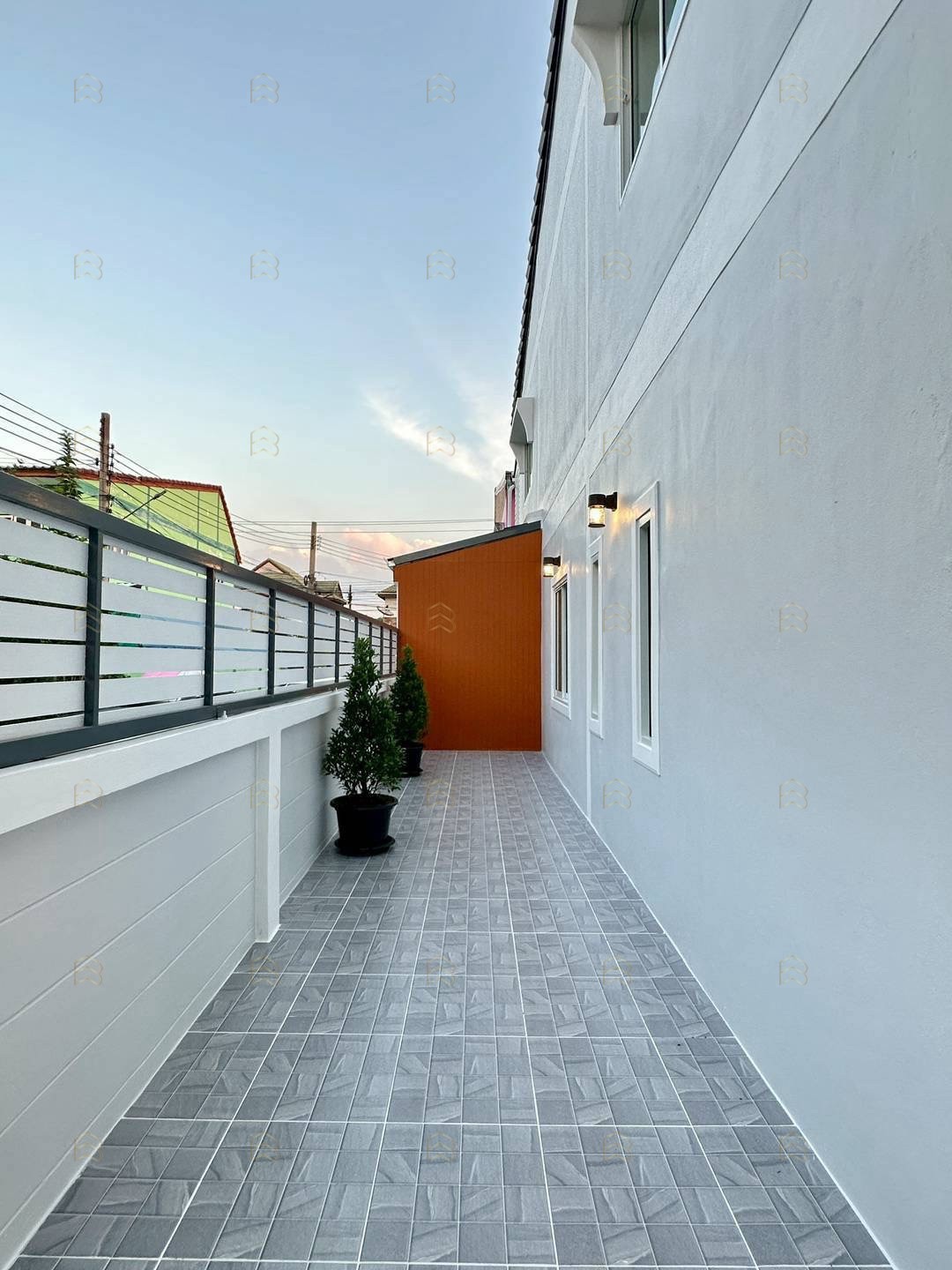 ขายทาวน์เฮ้าส์ 2 ชั้น หมู่บ้านกานต์มณี บางบัวทอง หลังมุมพื้นที่กว้าง ทำเลดีหน้าตลาดสดและต้นสายรถเมล์ - Image 7