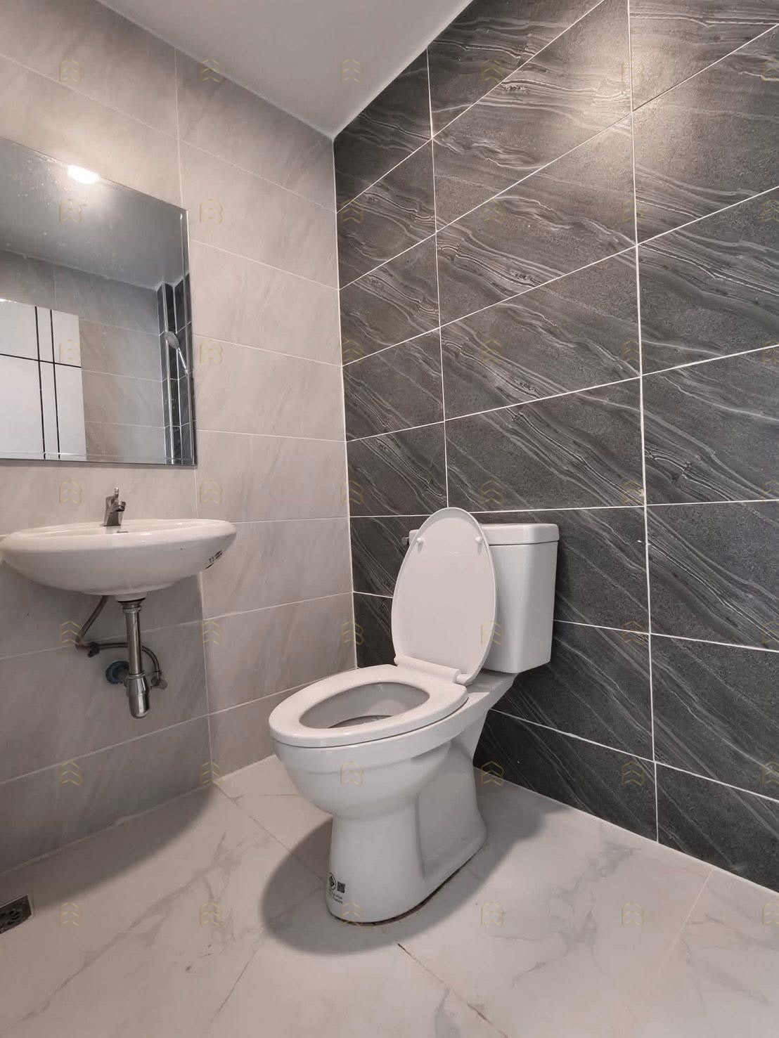 ขายทาวน์เฮาส์อักษรา บางบัวทอง หลังมุม 32 ตร.ว. ใกล้ MRT แยกบางพลู แต่งใหม่ ฟรีโอน - Image 8