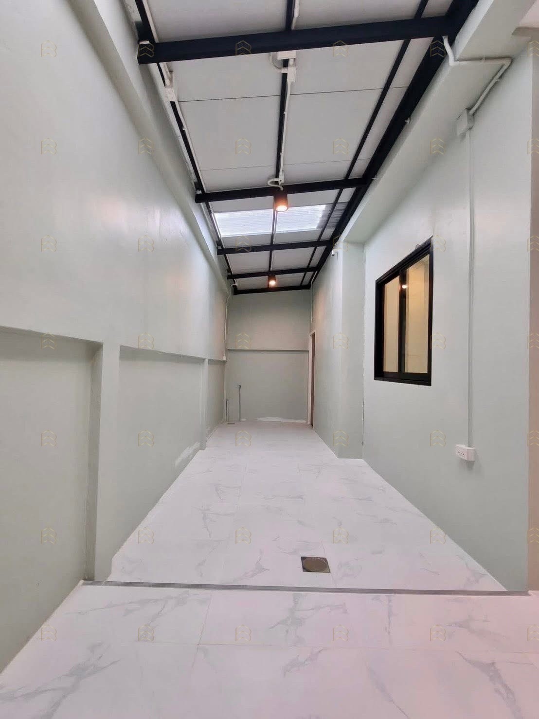 ขายทาวน์เฮาส์อักษรา บางบัวทอง หลังมุม 32 ตร.ว. ใกล้ MRT แยกบางพลู แต่งใหม่ ฟรีโอน - Image 9